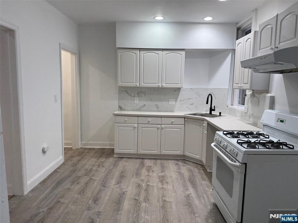 22 Prospect St - Photo 3 of 11