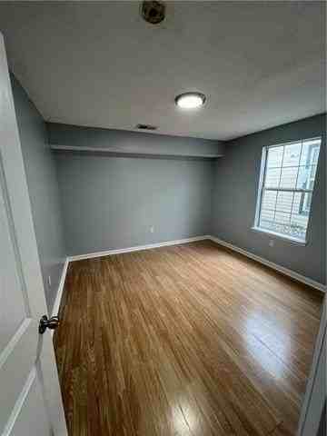 8812 Apple St - Photo 5 of 10