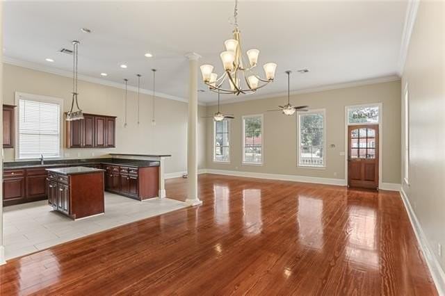 2423 Rev. John Raphael Junior Way - Photo 4 of 16