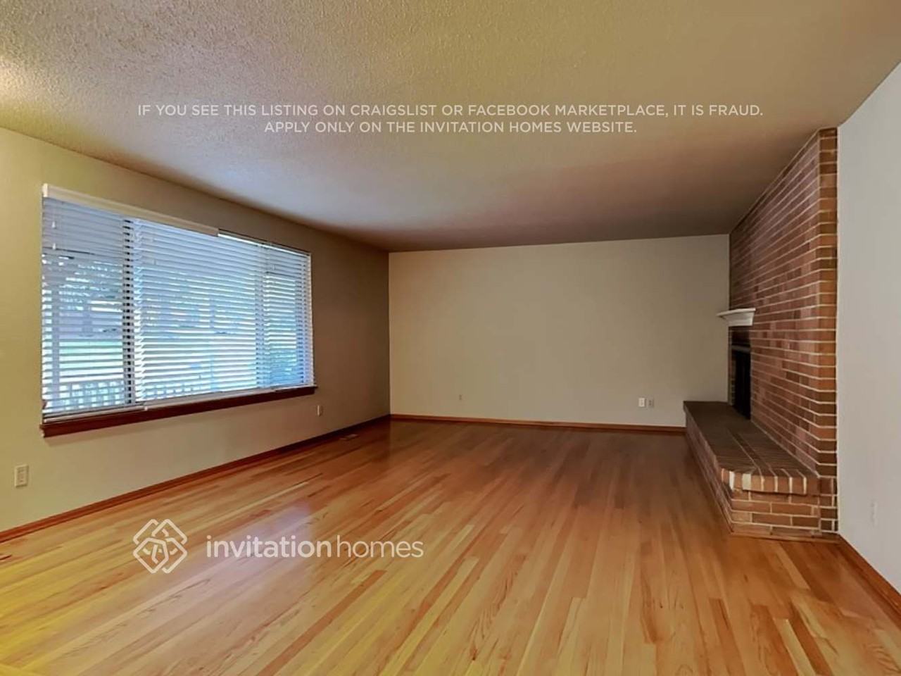 617 S 301st St - Photo 4 of 27