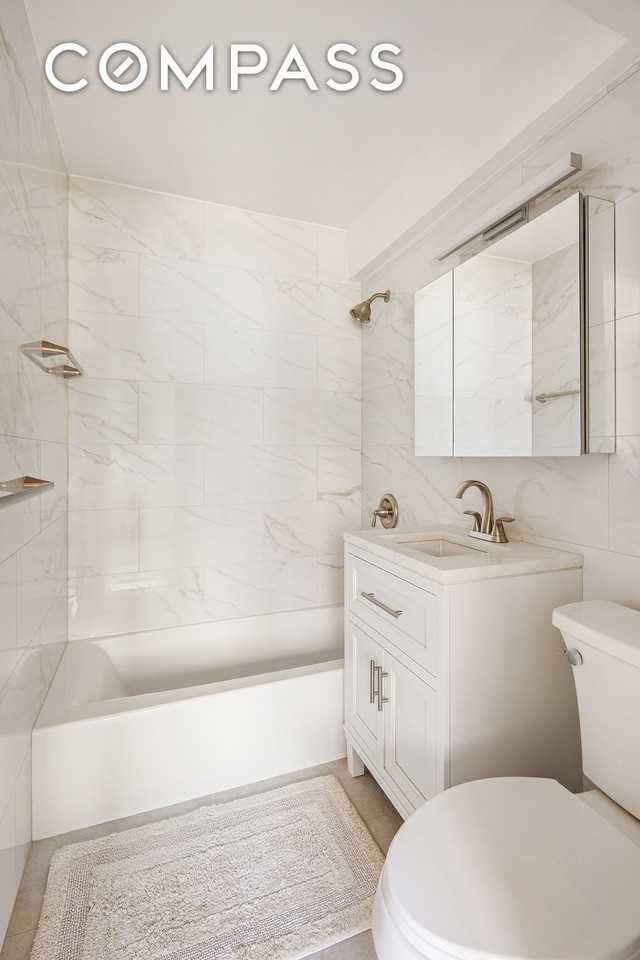 335 E 51st St #8F - Photo 4 of 7