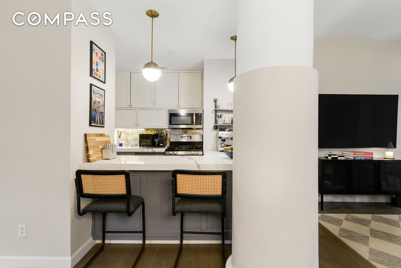 312 E 23rd St #3D - Photo 4 of 18