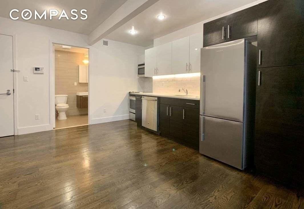 148 E 98th St #2A - Photo 5 of 10