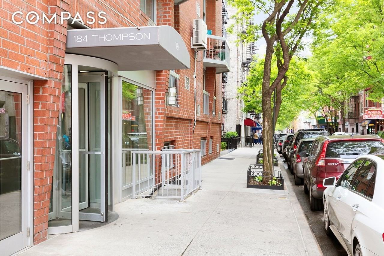 Large, Furnished, Duplex 1BR in Lux Building w/ Terrace #1P - Photo 5 of 5