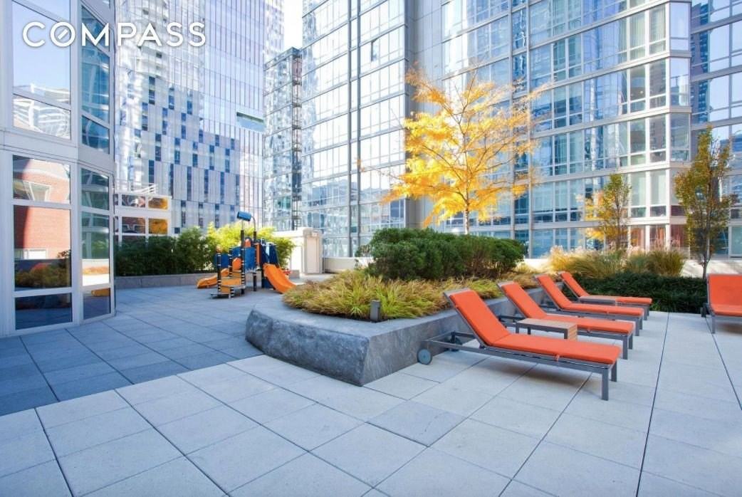 555 W 59th St #6H - Photo 6 of 8