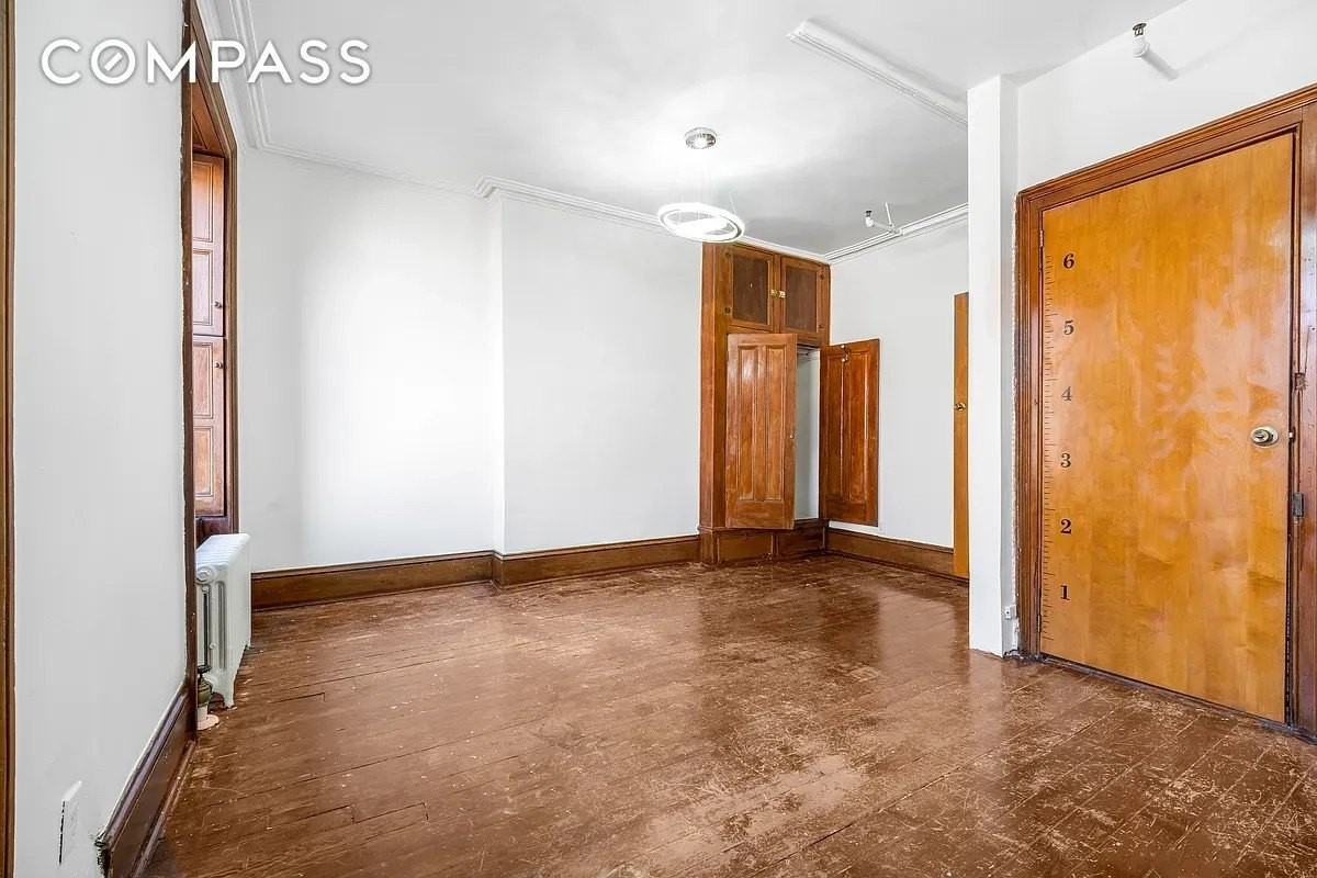 458 W 153rd St #3 - Photo 3 of 20