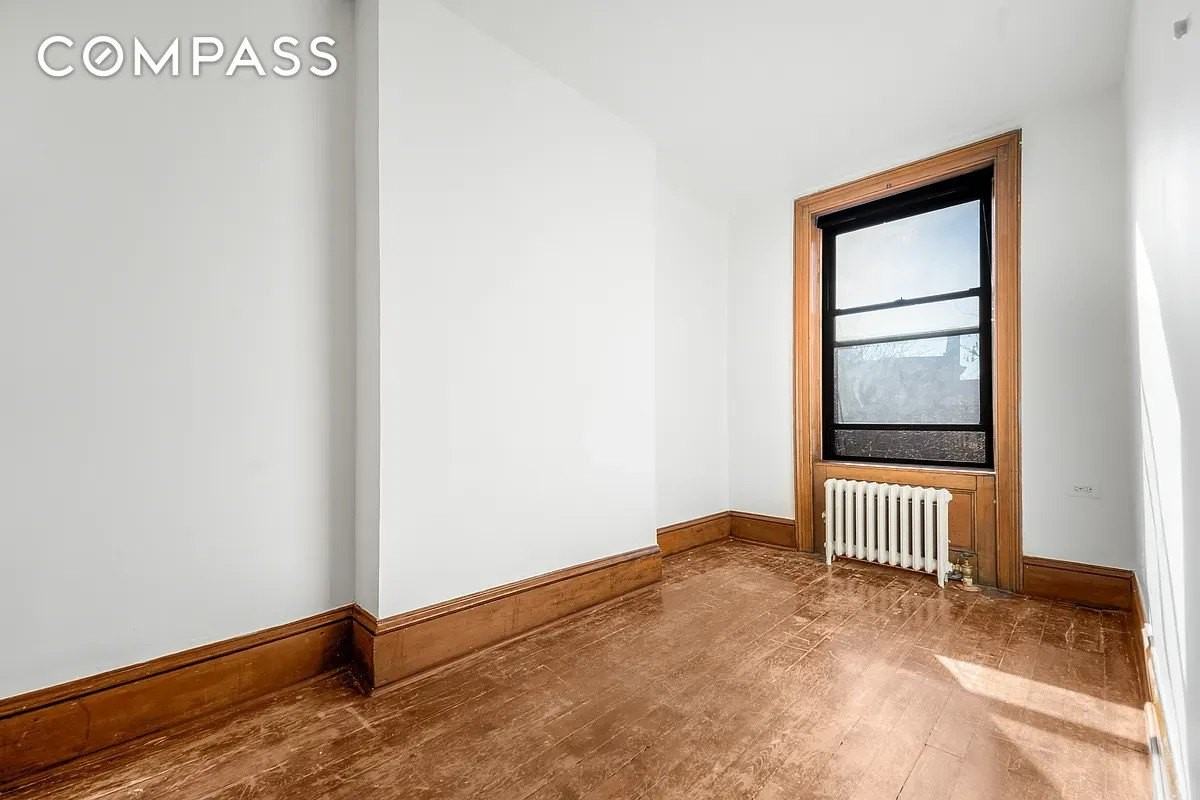 458 W 153rd St #3 - Photo 5 of 20