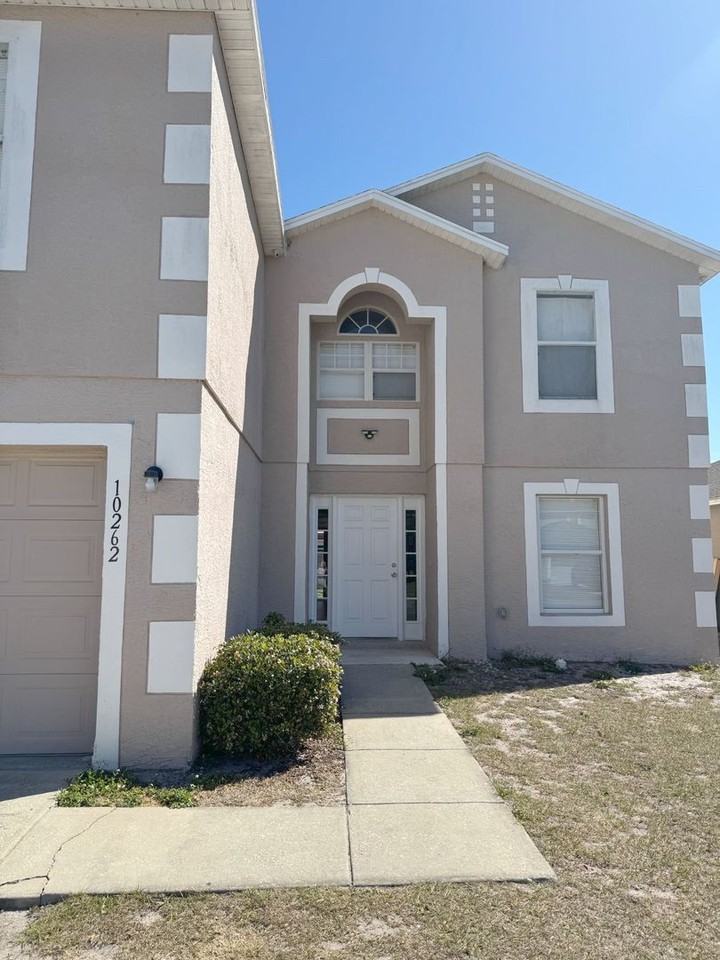 10262 Laxton St - Photo 2 of 18