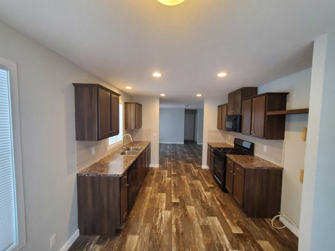 13 Parakeet Hill Dr #152 - Photo 7 of 21