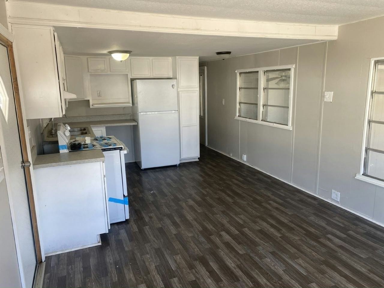 1 Circle Dr #1 - Photo 2 of 17