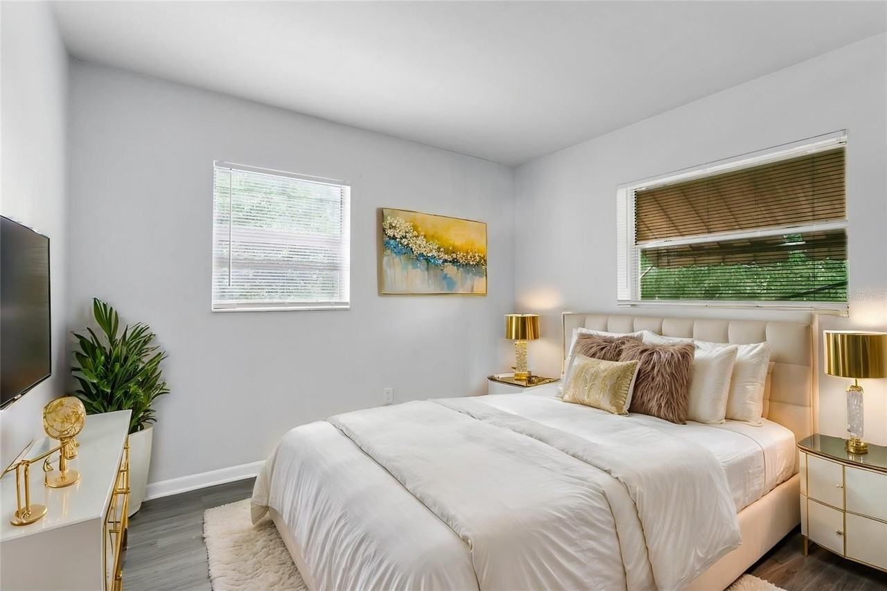 318 E Dakin Ave #8 - Photo 6 of 8