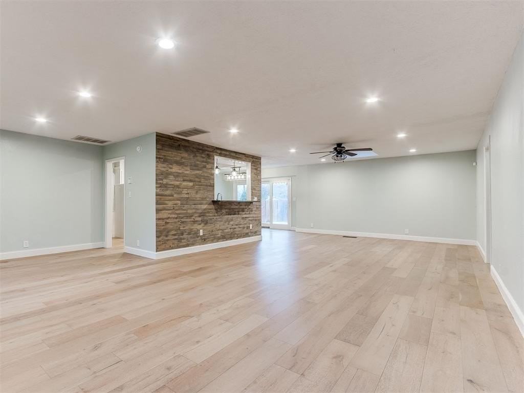 1428 Cinderella Ave - Photo 5 of 38