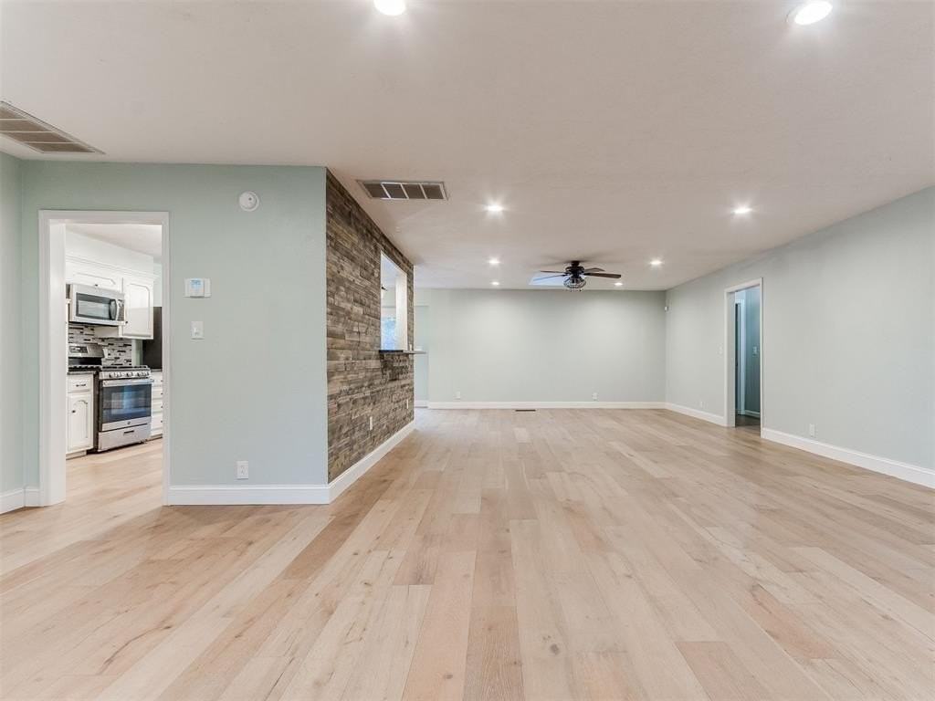 1428 Cinderella Ave - Photo 6 of 38