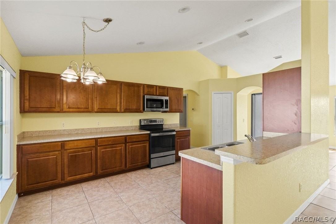 5363 Pierpoint Ave - Photo 6 of 38