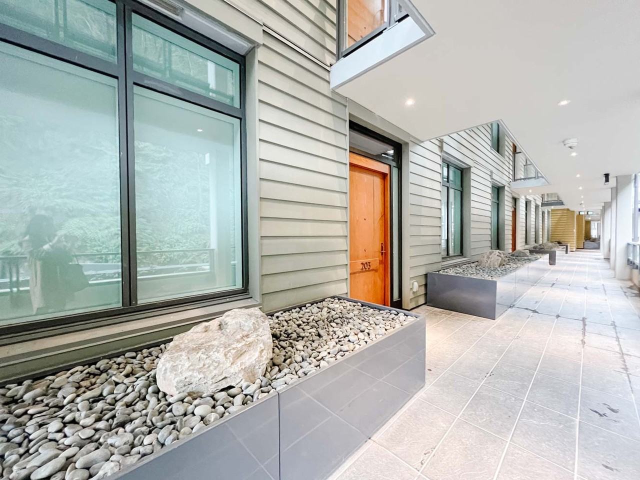 6707 Nelson Avenue - Photo 2 of 13