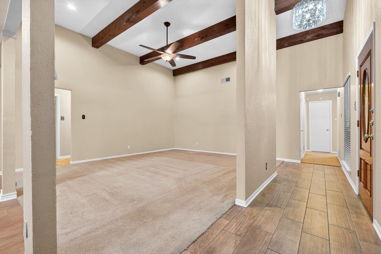 1108 Houston St #1 - Photo 2 of 13