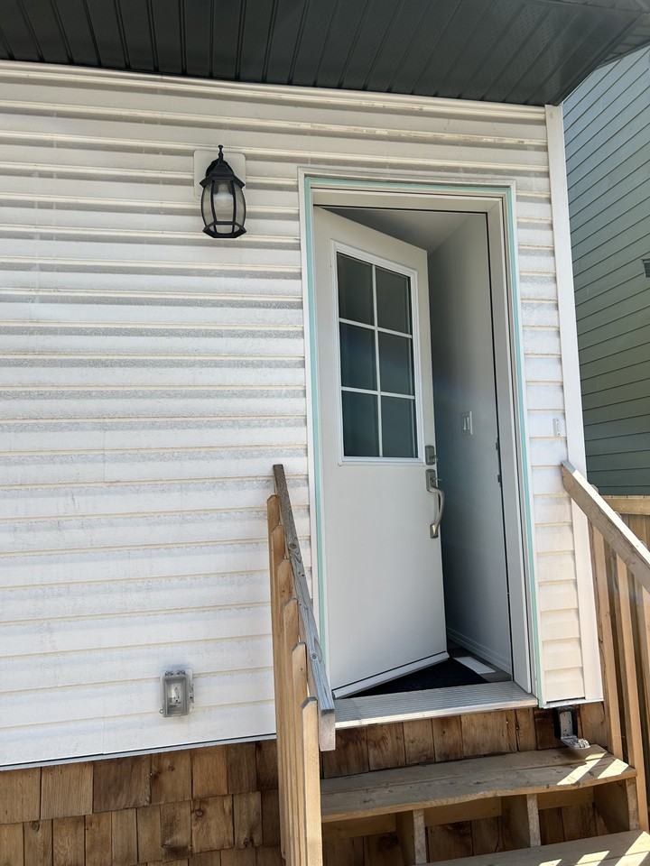 11358 53 St Nw #11358BS - Photo 3 of 11