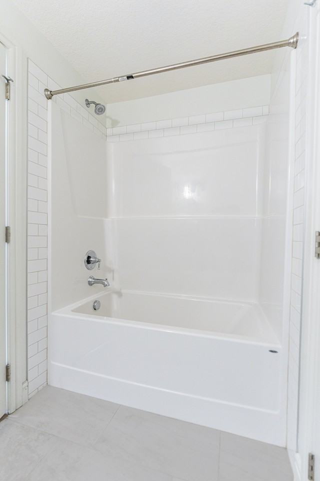 307, 10060 46 Street NE - 1 #1 - Photo 4 of 15