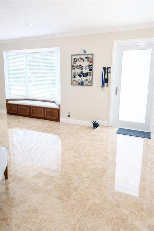 6527 Nw 2nd St - Photo 2 of 33