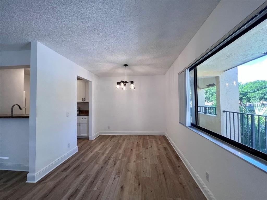 1013 Meadows Cir #1013 - Photo 4 of 19