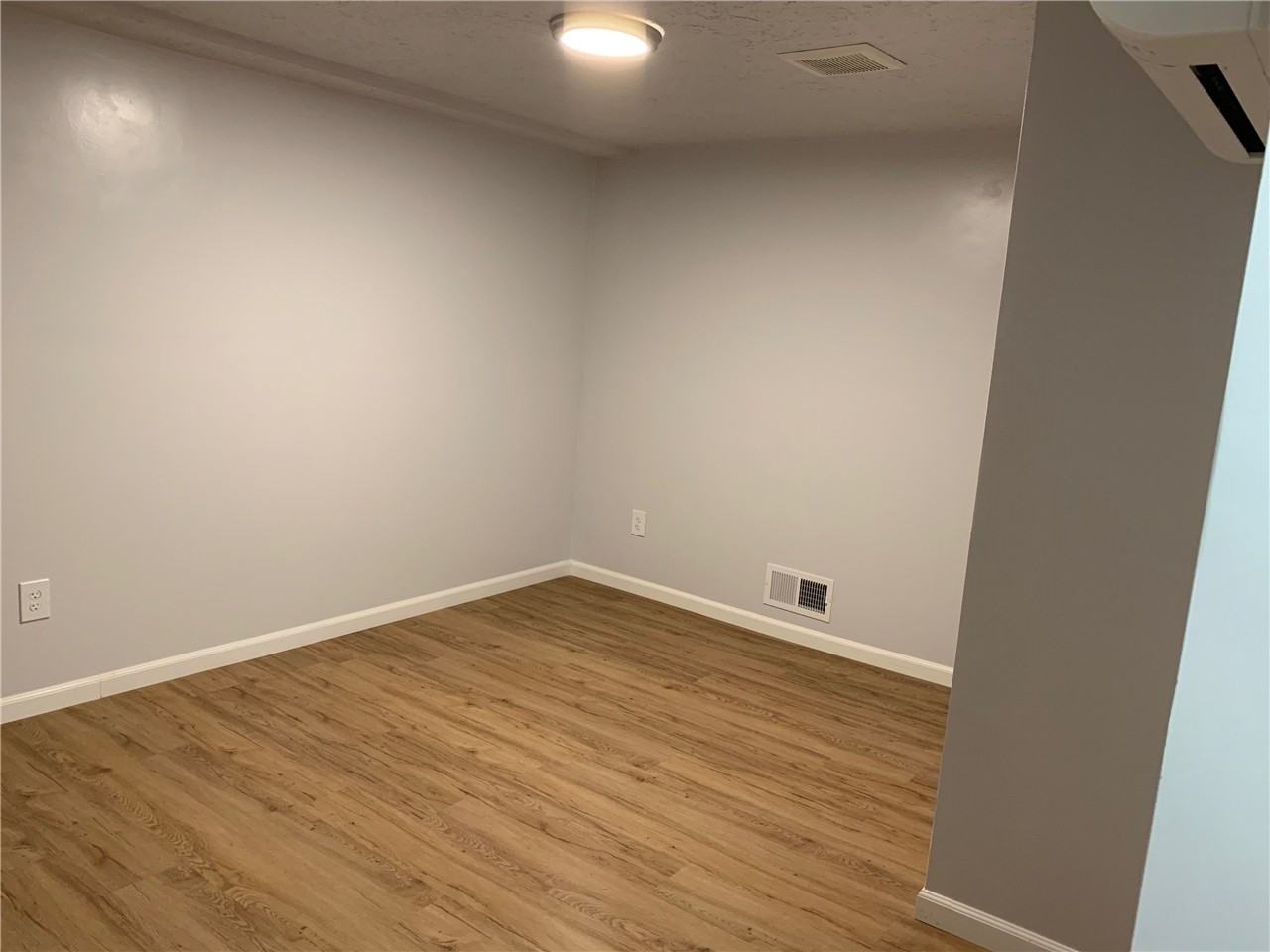 3490 S Park Meadows St #3 - Photo 5 of 14