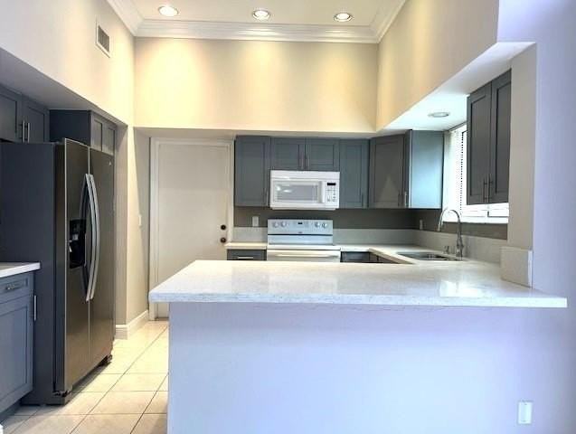 10110 Nw 5th St - Photo 7 of 35