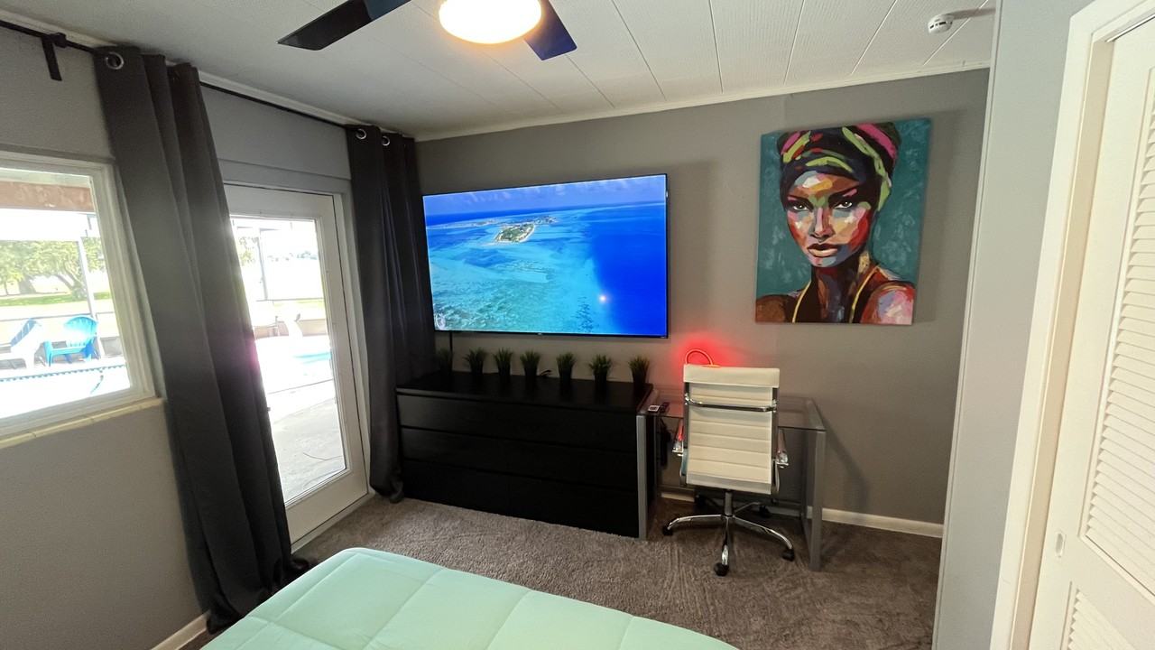 1511 S John Young Pkwy #3 - Photo 3 of 16