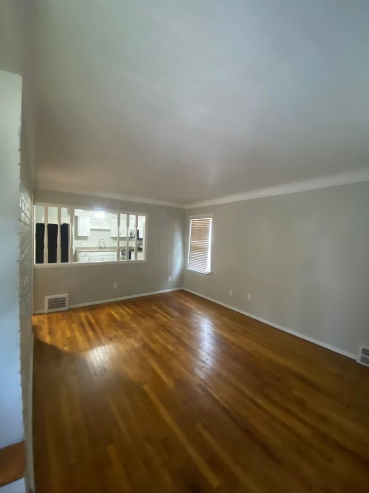 4207 Wood Ave #1 - Photo 3 of 22