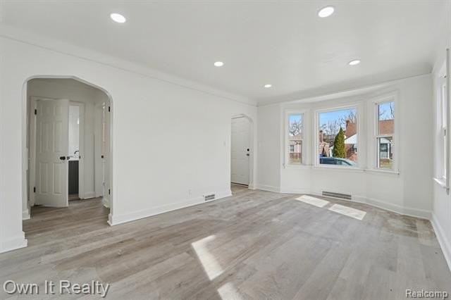 19139 Fielding St - Photo 3 of 16