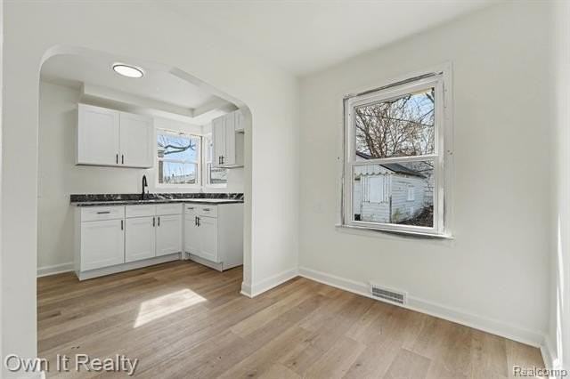 19139 Fielding St - Photo 7 of 16