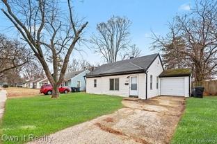 10821 Albany St - Photo 1 of 1