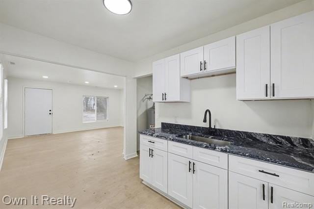 10821 Albany St - Photo 7 of 15