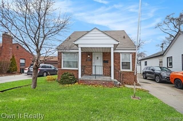 20917 Outer Dr - Photo 2 of 15