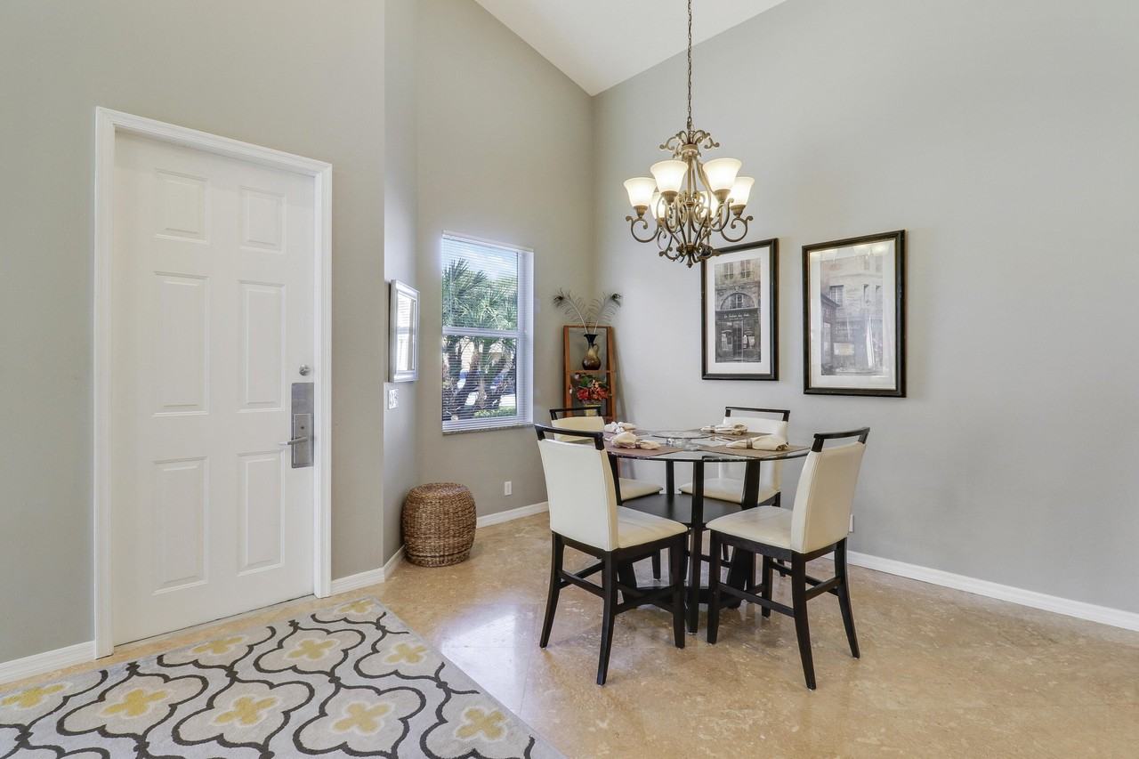 8400 Mulligan Cir - Photo 4 of 32