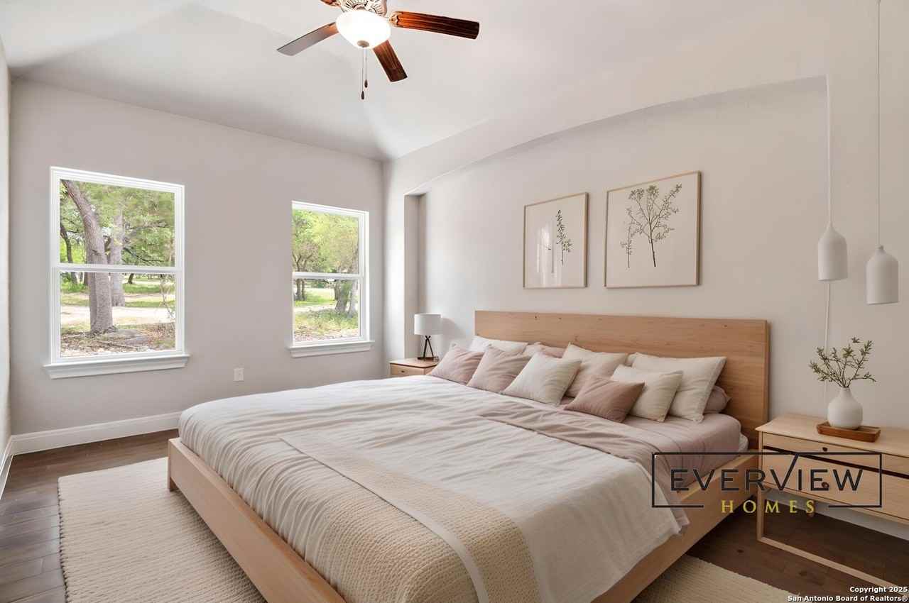 243 Sliprock DR - Photo 7 of 24