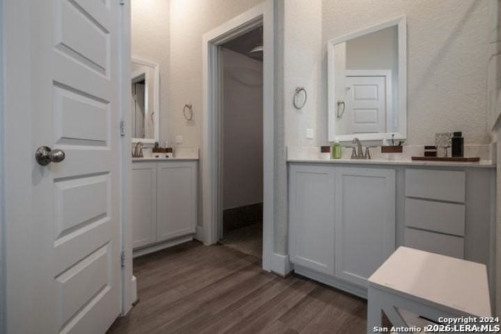 12518 Yellowstone Pt - Photo 7 of 8