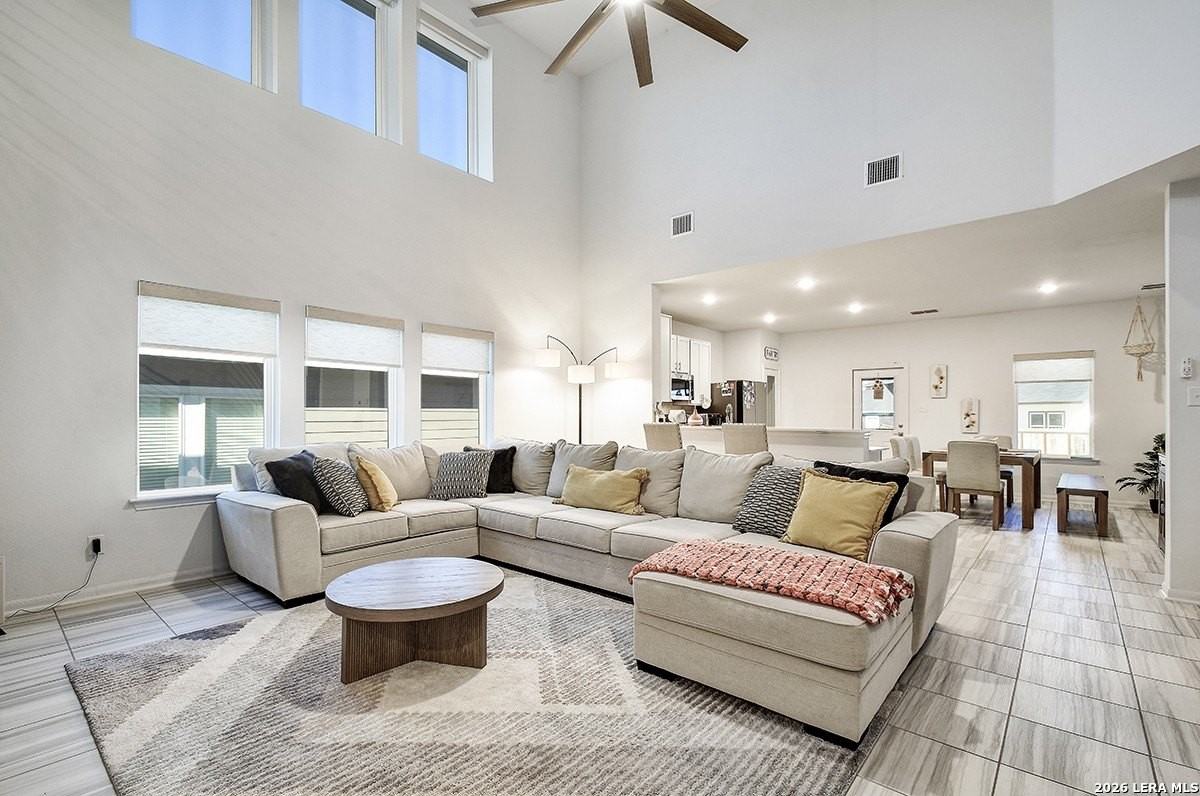 8863 Grey Elm - Photo 4 of 29