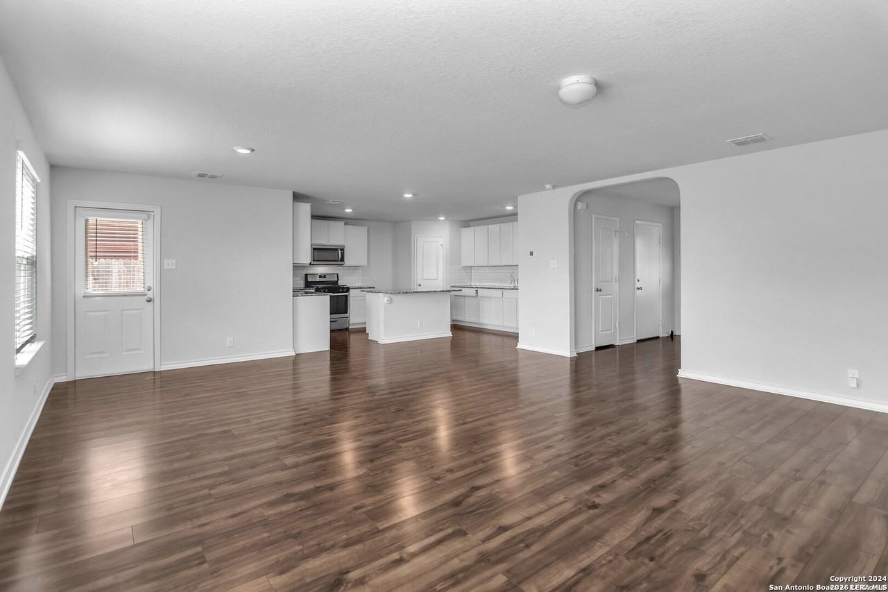 955 Red Merganser - Photo 7 of 23