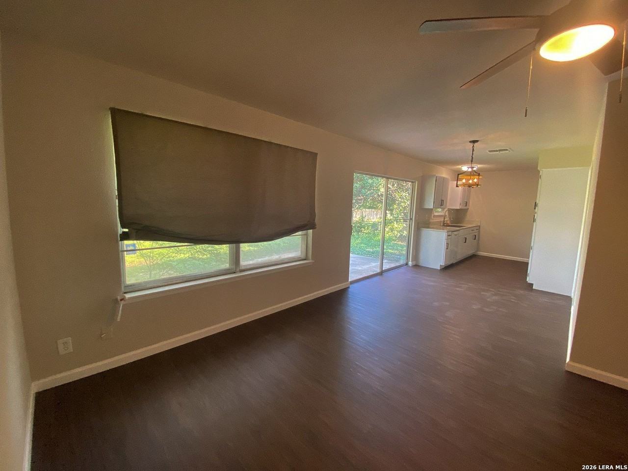 11703 Spring Mont St - Photo 5 of 19