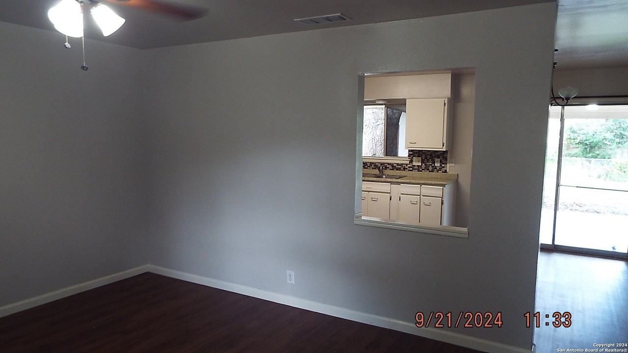 8003 Riata Ave - Photo 6 of 21