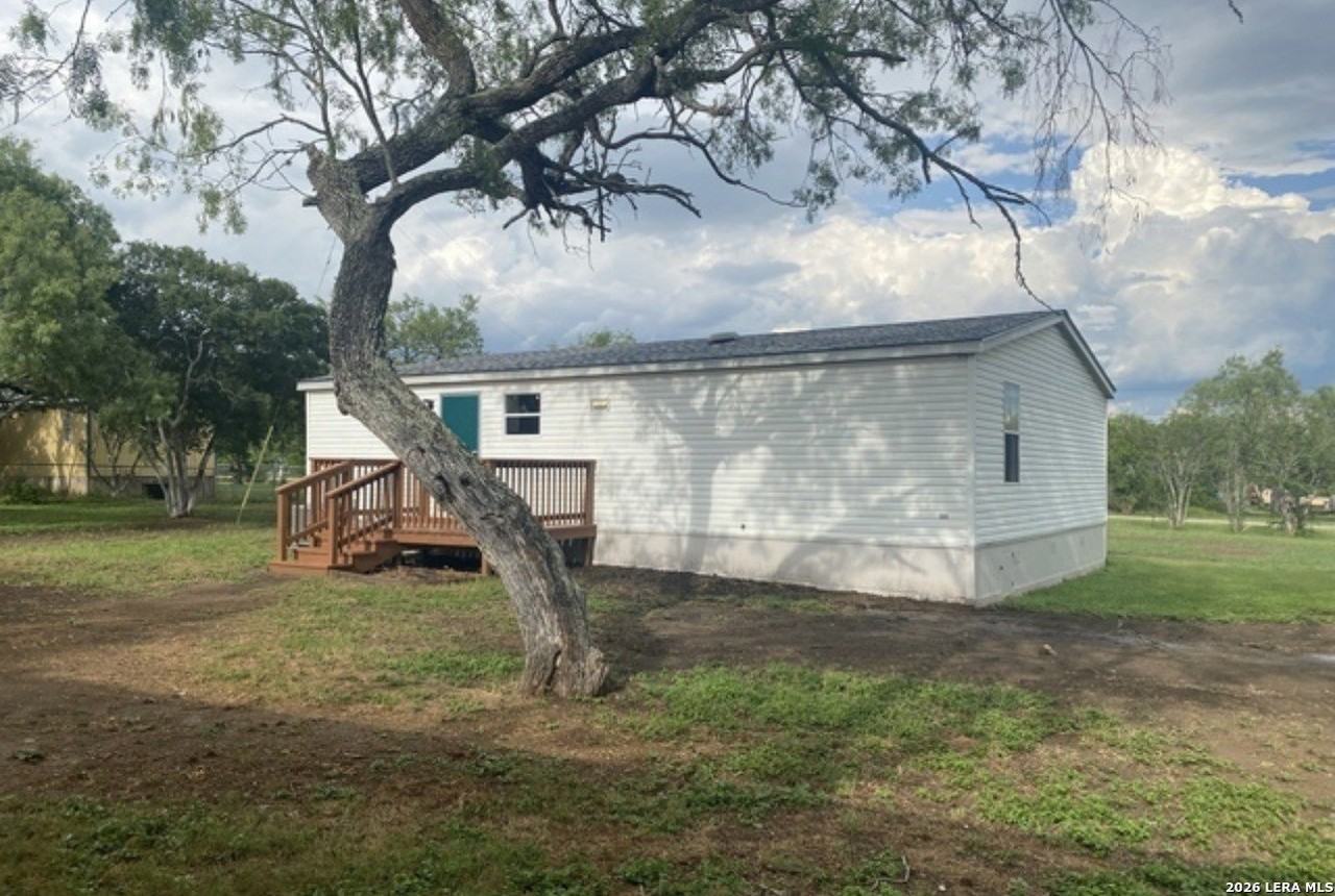 129 Oak Park Rd - Photo 2 of 18