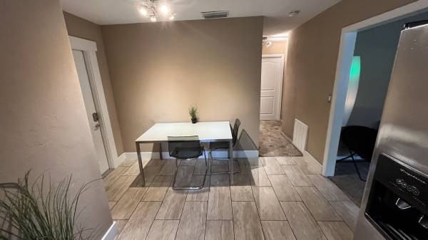 1090 Margaret Dr #5 - Photo 7 of 11