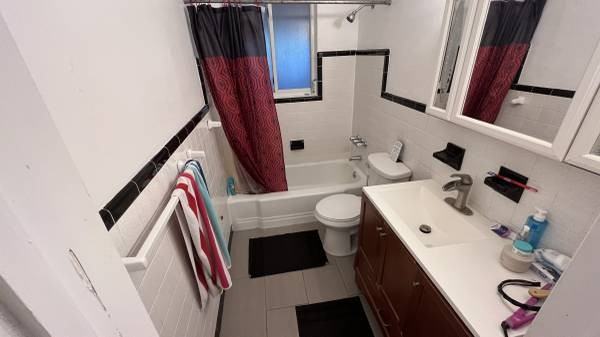 1090 Margaret Dr #4 - Photo 5 of 6