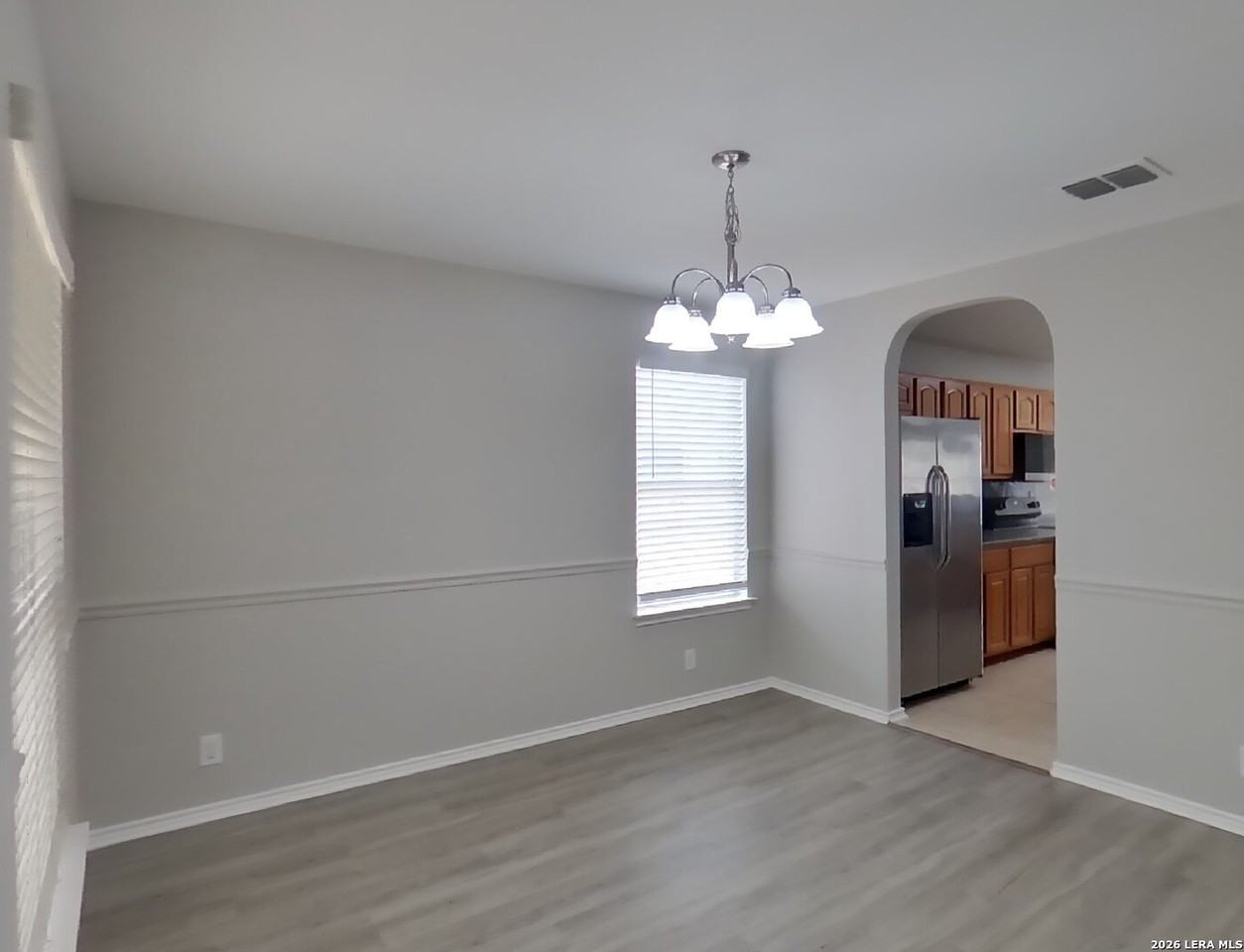 517 Zapata Cir - Photo 3 of 24