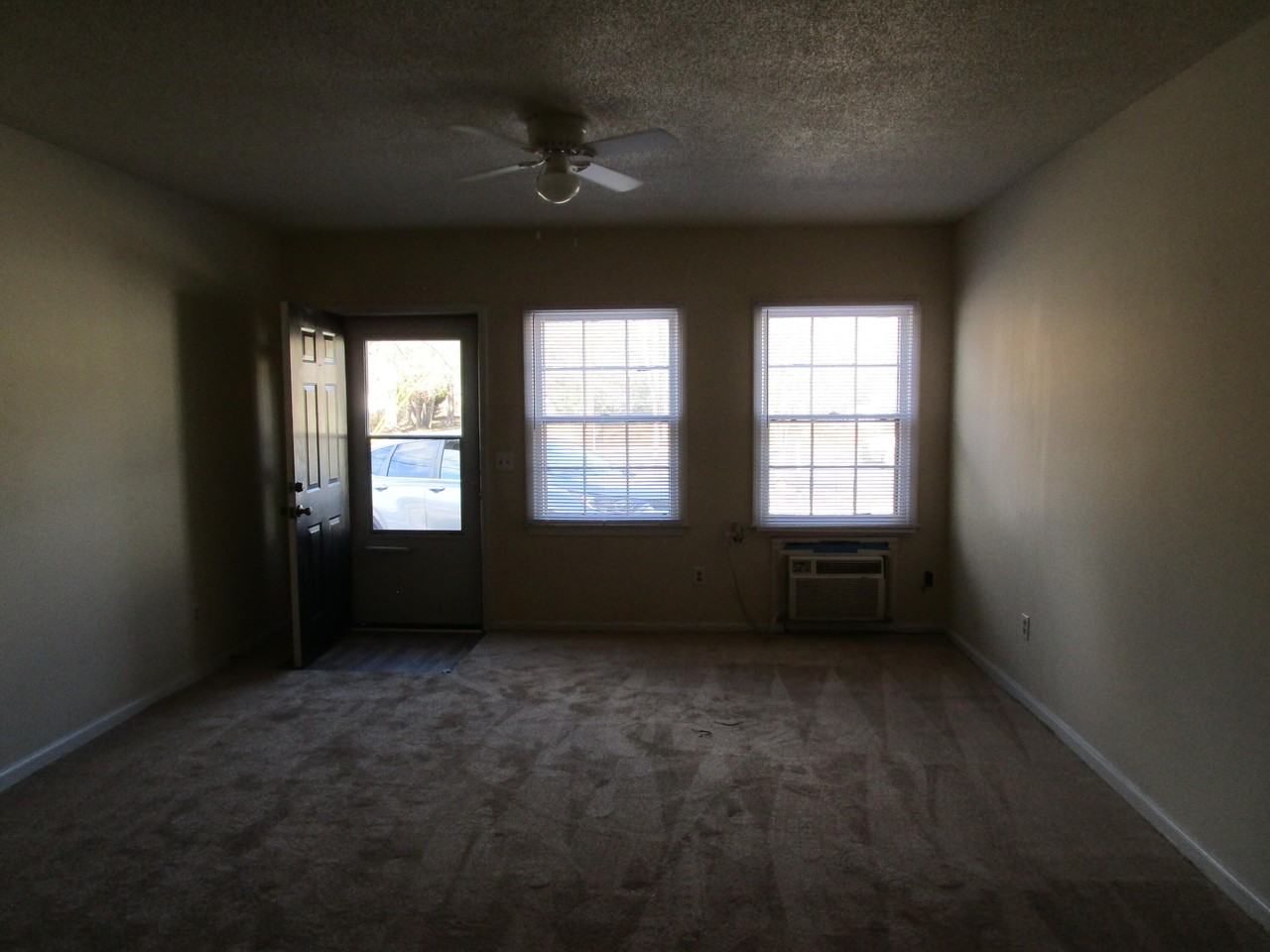 25 Cuttino Rd - Photo 2 of 18