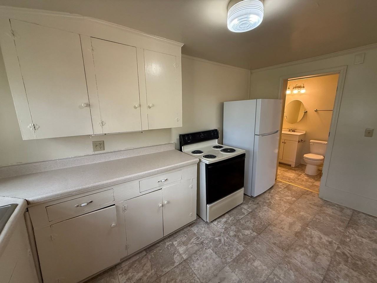 295 Sycamore Dr - Photo 2 of 23