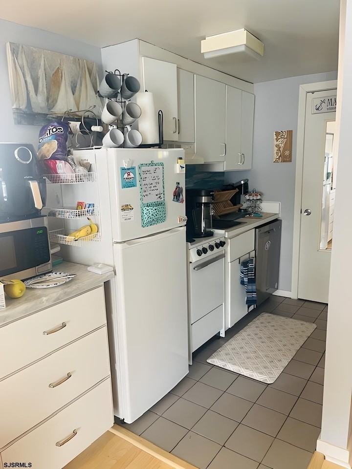 9401 Pacific Ave - Photo 5 of 10