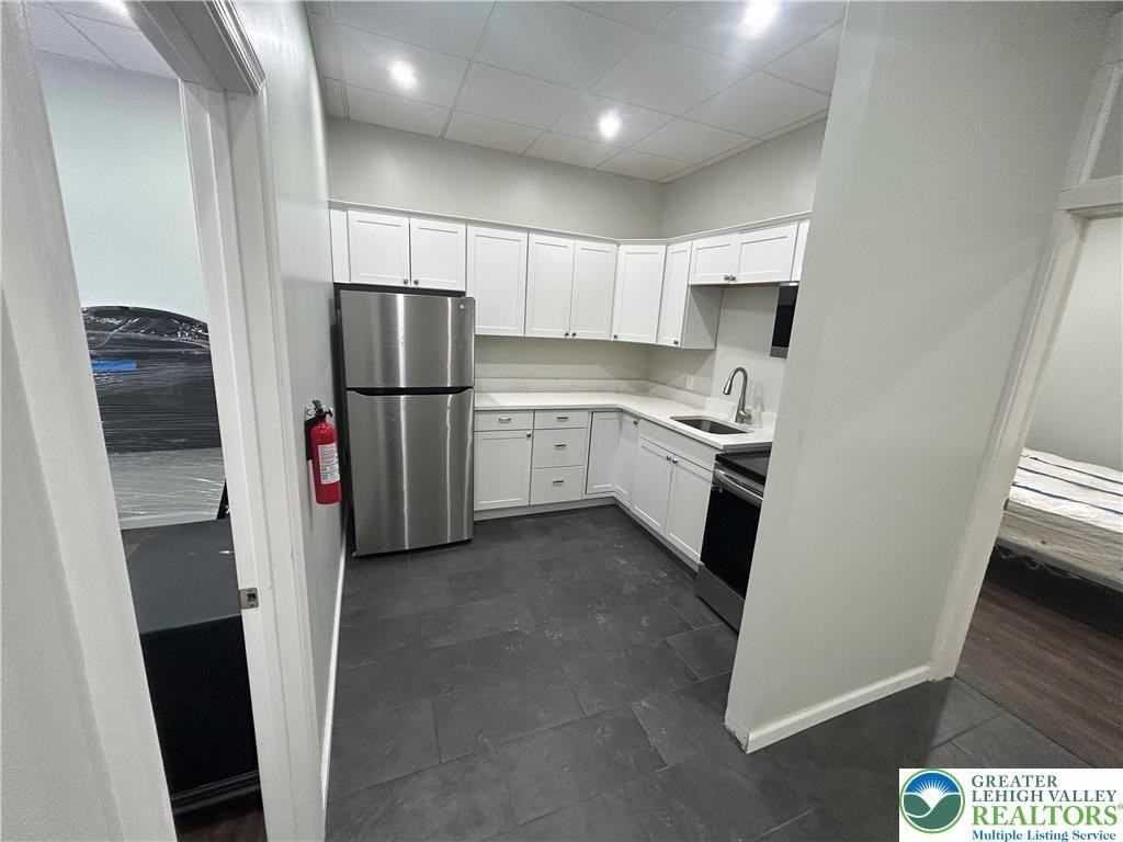 120 N Main Ave ##2 - Photo 7 of 10