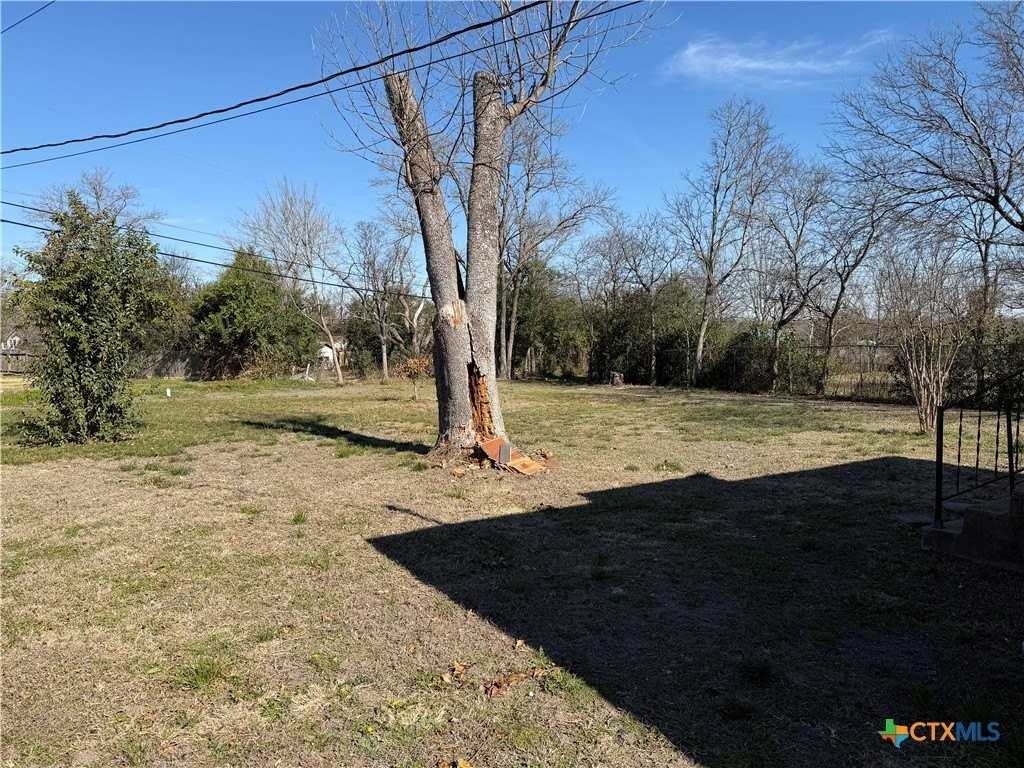 212 S 26th St - Photo 4 of 14