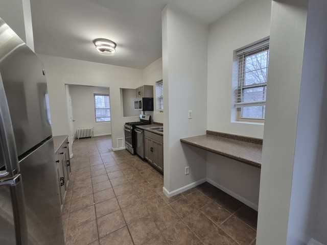 6830 S South Shore Dr Apt 2n - Photo 5 of 24